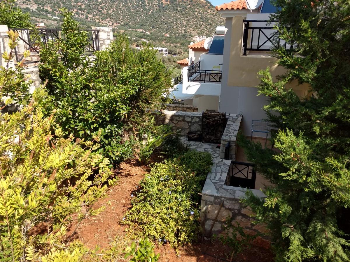 Villa Merastri Vlikhádha Exterior foto